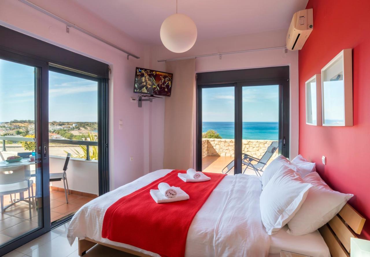 Caravella Luxury Apartments Palaiochora Luaran gambar