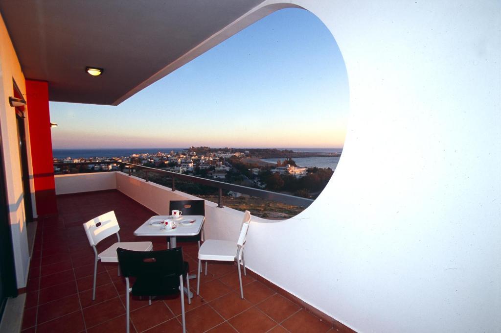 Caravella Luxury Apartments Palaiochora Luaran gambar